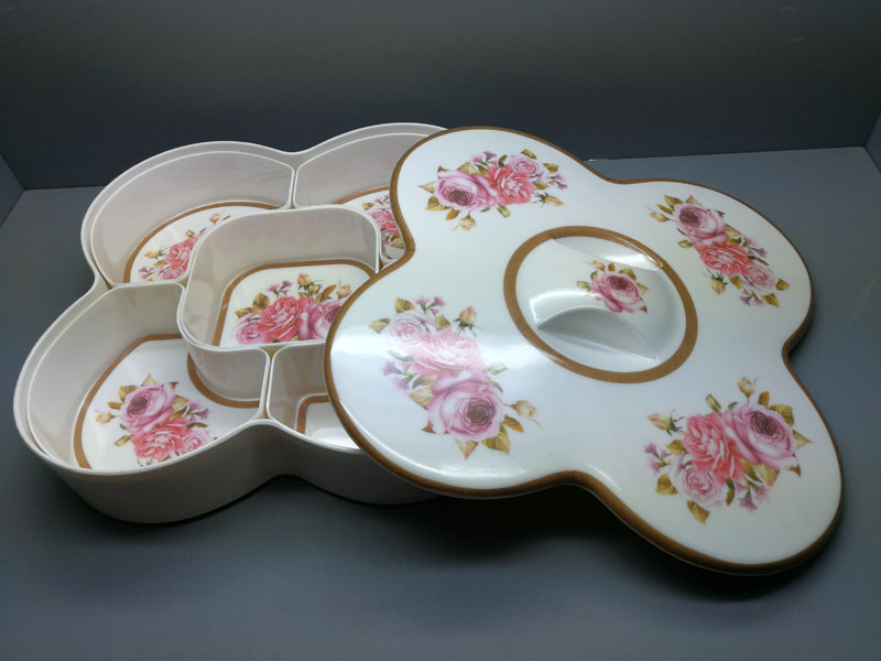 歐式創(chuàng  )意分格帶蓋零食干果盒 現代客廳家居婚慶糖果盤(pán)